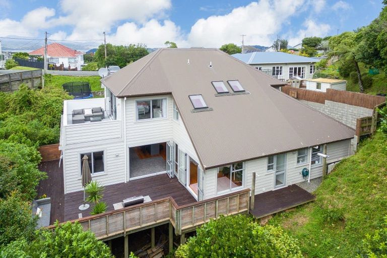 Photo of property in 35a Mandalay Terrace, Khandallah, Wellington, 6035