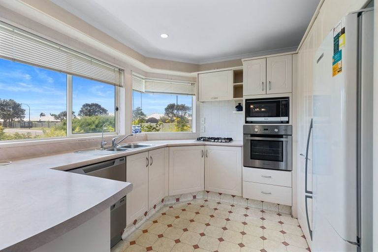 Photo of property in 1 Fahey Avenue, Mount Maunganui, 3116