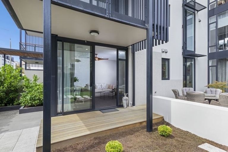 Photo of property in 50 Kilmore Street, Christchurch Central, Christchurch, 8013