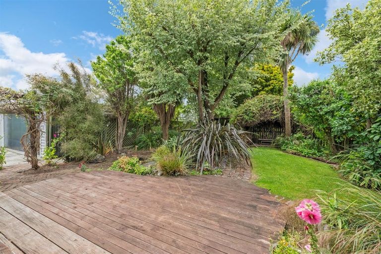 Photo of property in 8 Philpotts Road, Mairehau, Christchurch, 8052