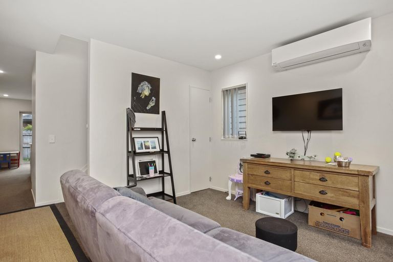 Photo of property in 41 Tribute Loop, Takanini, 2112