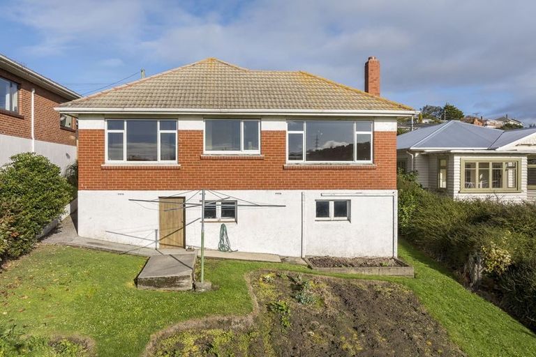 Photo of property in 23 Riselaw Road, Calton Hill, Dunedin, 9012