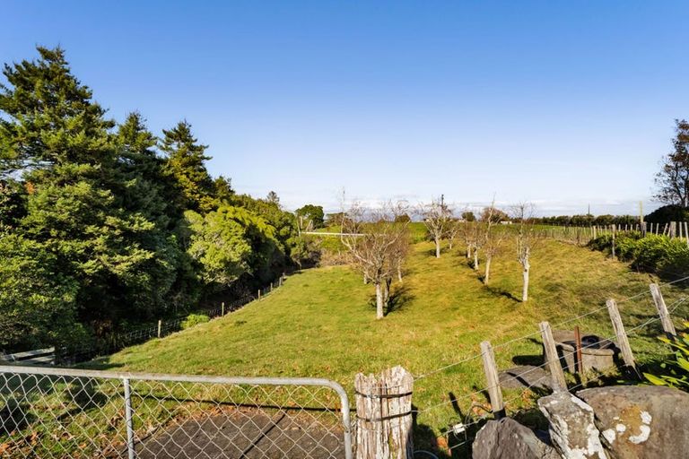 Photo of property in 97 Manutahi Road, Tarurutangi, New Plymouth, 4372