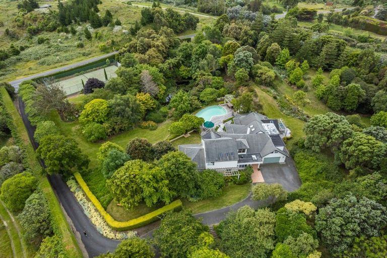 Photo of property in 283 Ngarara Road, Waikanae, 5391