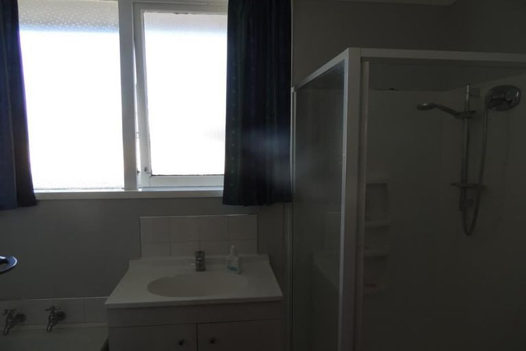 Photo of property in 2 Cornwall Road, Taradale, Napier, 4112