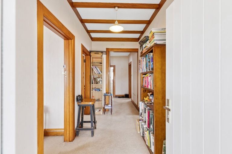 Photo of property in 77 Heretaunga Street, Palmerston North, 4414