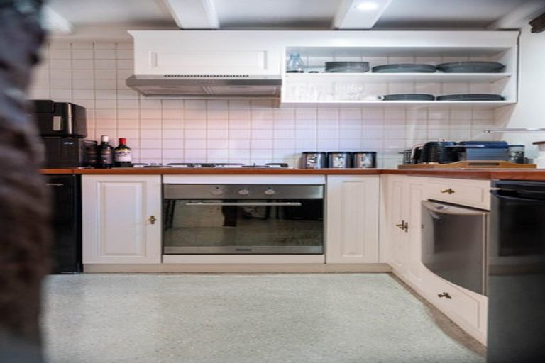 Photo of property in Riverside Cottages, 2/7 Quiet Woman Way, Monaco, Nelson, 7011