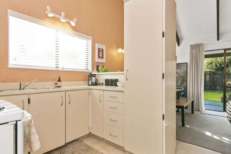 Photo of property in 54b Williams Street, Cambridge, 3434