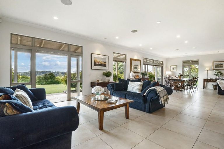 Photo of property in 122 Forestry Road, Waitoki, Kaukapakapa, 0871