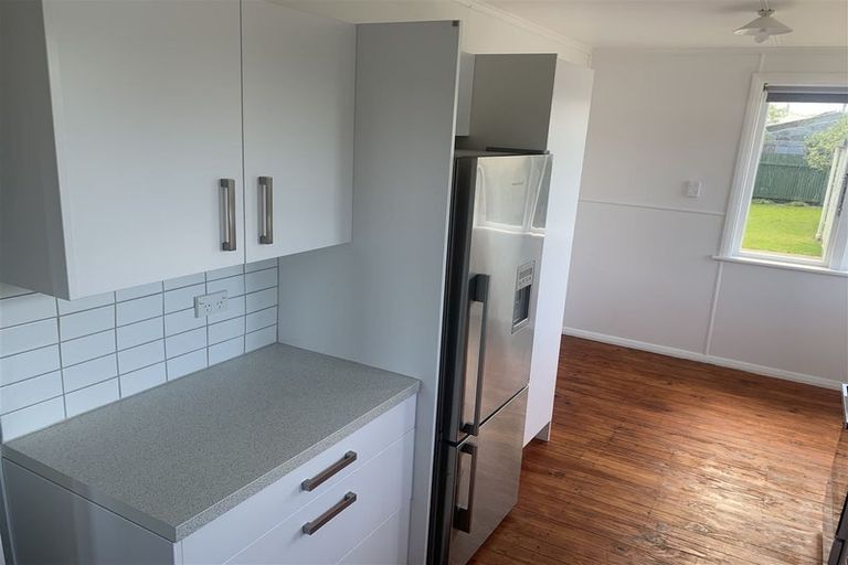 Photo of property in 4 Grant Crescent, Masterton, 5810