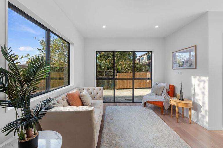 Photo of property in 10 Colum Place, Bucklands Beach, Auckland, 2014