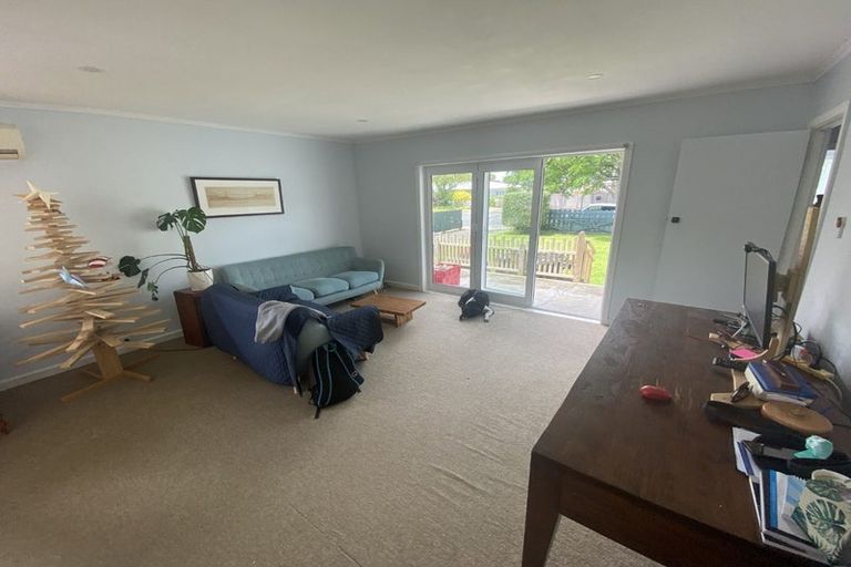 Photo of property in 2/21 Wedgwood Avenue, Mangere East, Auckland, 2024