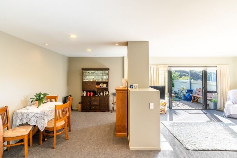 Photo of property in 4 Gybe Place, Whitby, Porirua, 5024