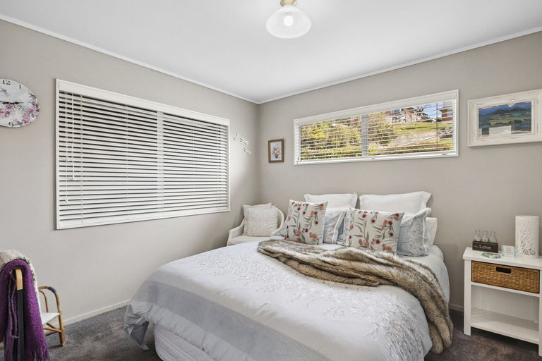 Photo of property in 23 Greenacres Street, Macandrew Bay, Dunedin, 9014