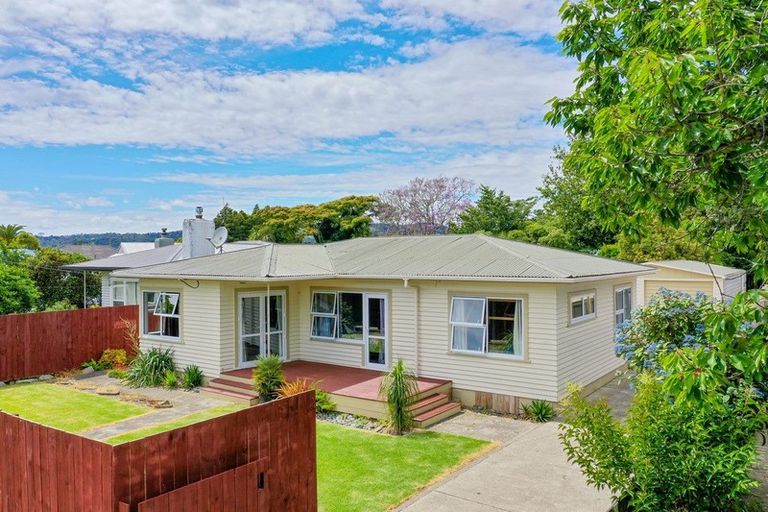 Photo of property in 11 Mananui Crescent, Whakatane, 3120