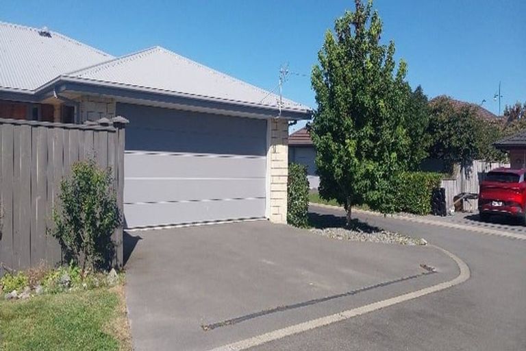 Photo of property in 3 Tommy Street, Pegasus, 7612