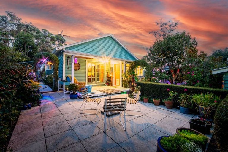 Photo of property in 68 Cumnor Terrace, Woolston, Christchurch, 8023