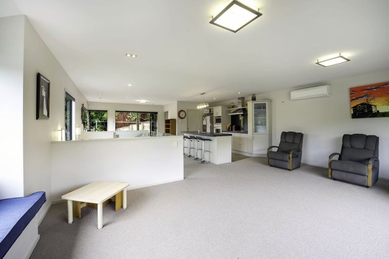 Photo of property in 6a Kokako Place, Taradale, Napier, 4112