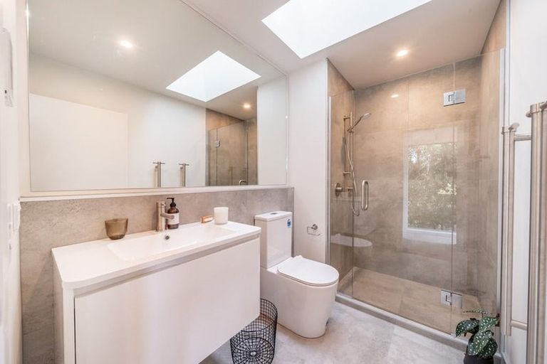 Photo of property in 6/1 Nikau Grove, Woburn, Lower Hutt, 5010