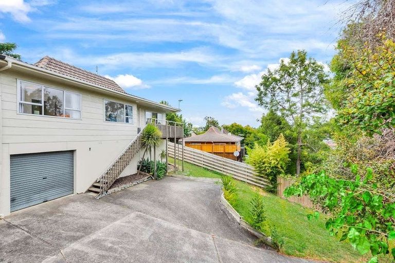 Photo of property in 1/11 Foley Place, Torbay, Auckland, 0632