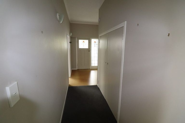 Photo of property in 211 The Parade, Island Bay, Wellington, 6023