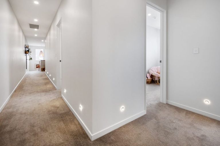 Photo of property in 4 Green Bamboo Road, Hobsonville, Auckland, 0616