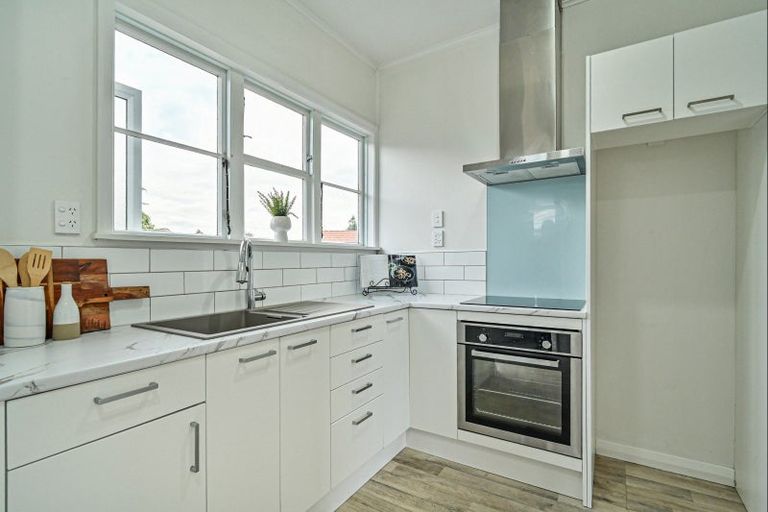 Photo of property in 403 Akina Street, Akina, Hastings, 4122