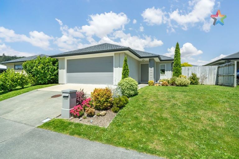 Photo of property in 1382 High Street, Taita, Lower Hutt, 5011