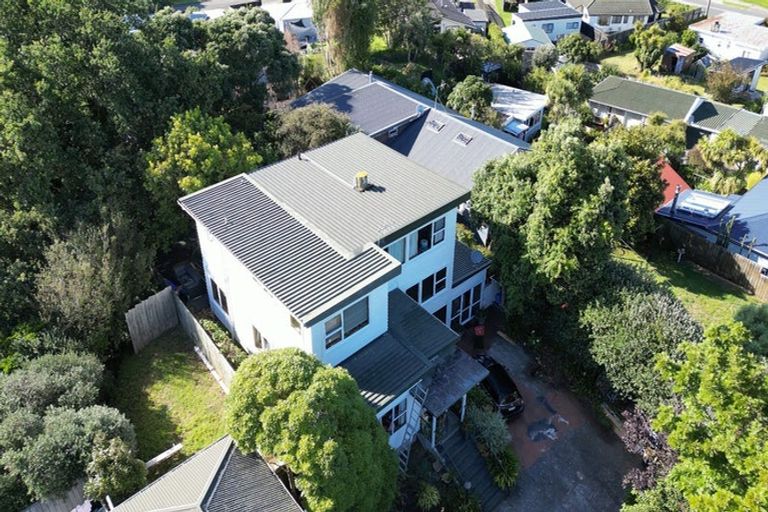 Photo of property in 10 Kiwi Road, Raumati Beach, Paraparaumu, 5032
