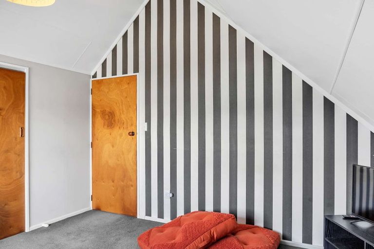 Photo of property in 7 Charisma Court, Kelvin Grove, Palmerston North, 4414