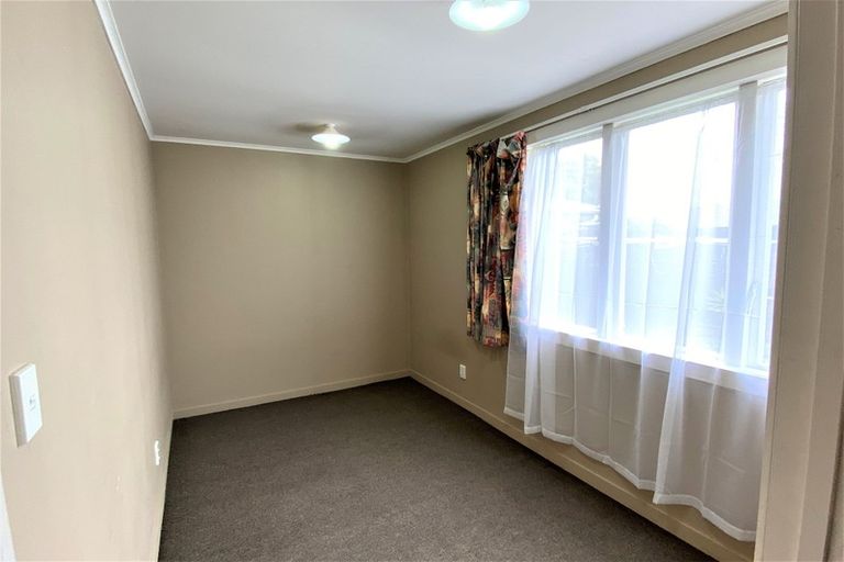 Photo of property in 8 Hunua Road, Papakura, 2110