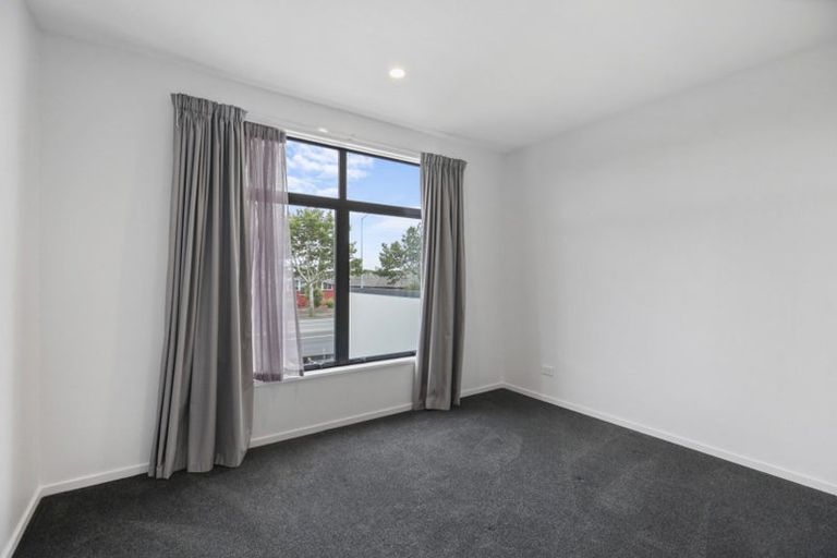 Photo of property in 105 Manakura Street, Russley, Christchurch, 8042