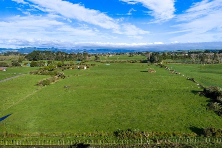 Photo of property in 45 Karioitahi Road, Waiuku, 2683