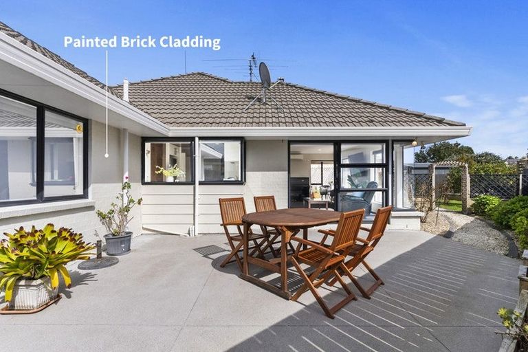 Photo of property in 2/83 Meadowland Drive, Somerville, Auckland, 2014