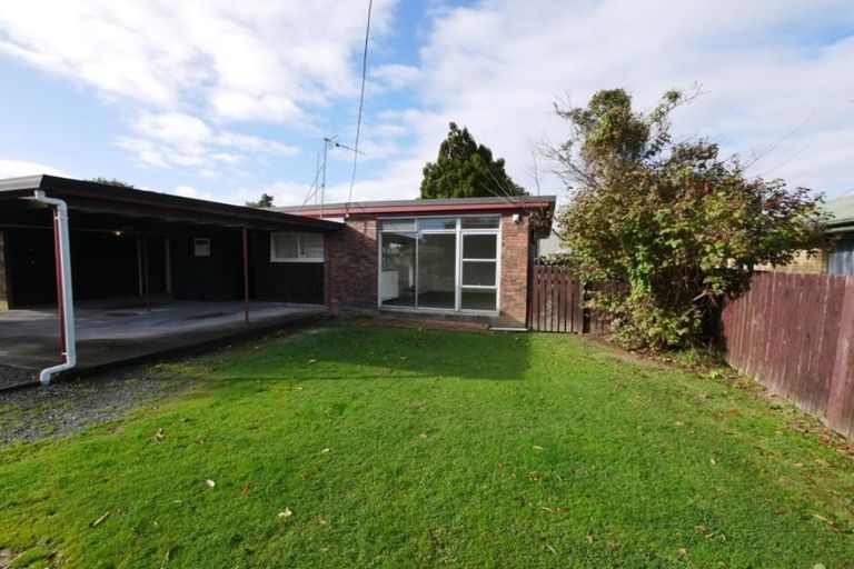 Photo of property in 1/75 Settlement Road, Papakura, 2110