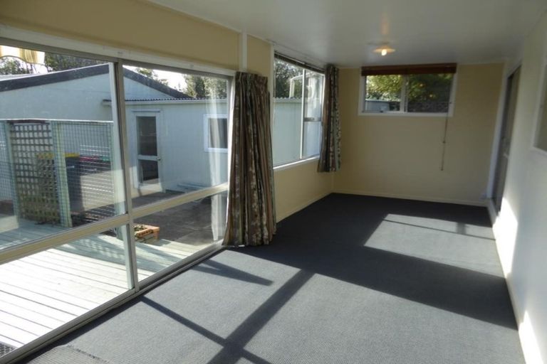 Photo of property in 223 Centaurus Road, Saint Martins, Christchurch, 8022