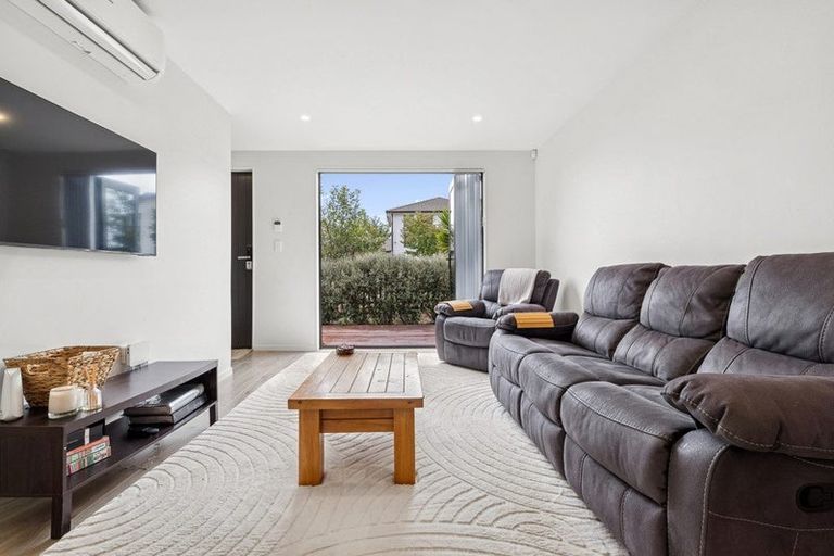 Photo of property in 4/5 Hemopo Street, Pukekohe, 2120