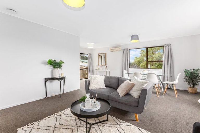 Photo of property in 19 Staithes Drive North, Whitby, Porirua, 5024