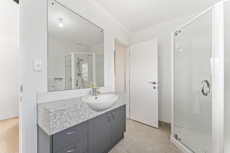 Photo of property in 11 Barrier View Road, Leigh, 0985