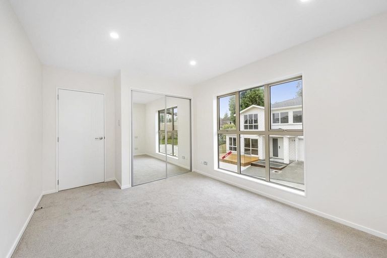 Photo of property in 30a Dolbear Street, Titirangi, Auckland, 0604