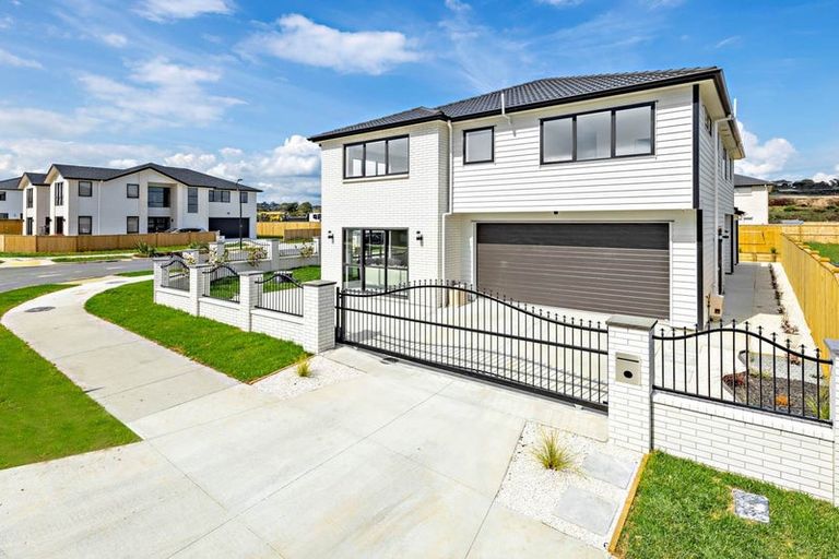 Photo of property in 50 Castlebane Drive, Flat Bush, Auckland, 2019