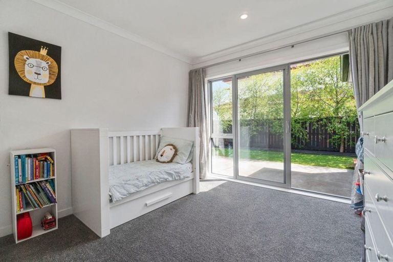 Photo of property in 49 Pohutukawa Parade, Riverhead, 0820