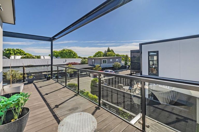 Photo of property in 4/275 Kilmore Street, Christchurch Central, Christchurch, 8011