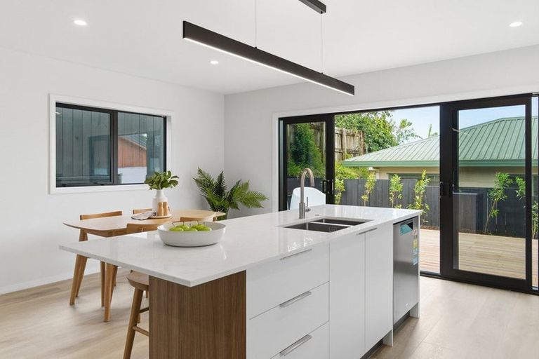 Photo of property in 3a Sharyn Place, Brookfield, Tauranga, 3110
