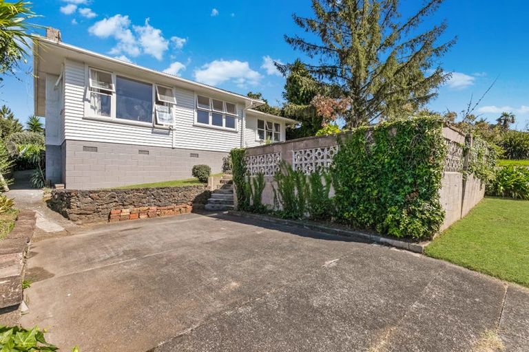 Photo of property in 50 Paewai Road, Glen Eden, Auckland, 0602