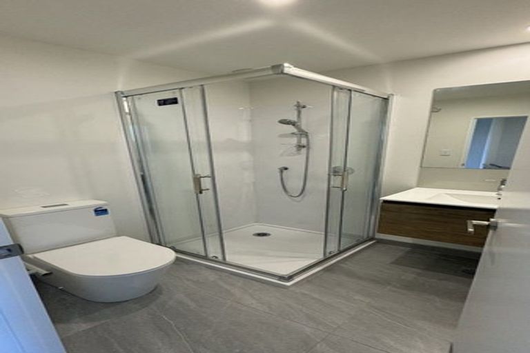 Photo of property in 2/107 Selo Street, Glen Eden, Auckland, 0602