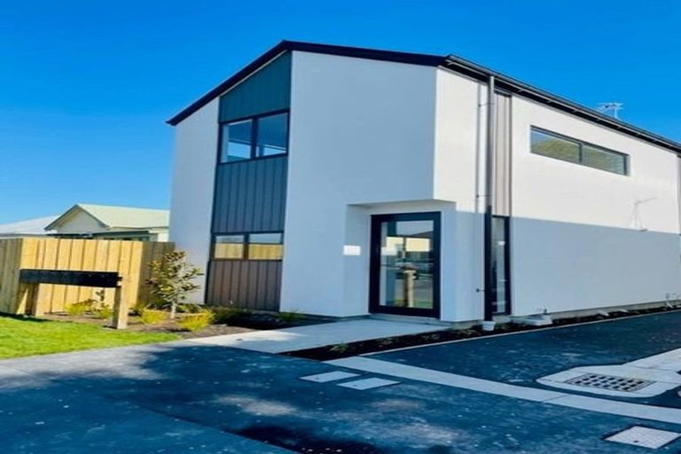 Photo of property in 3/40 Norwich Street, Linwood, Christchurch, 8062