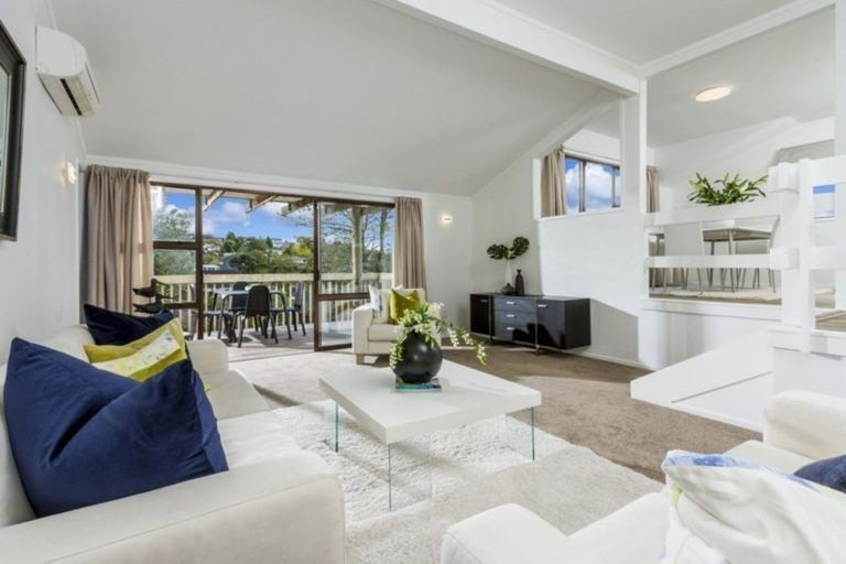 Photo of property in 42 Archers Road, Glenfield, Auckland, 0629