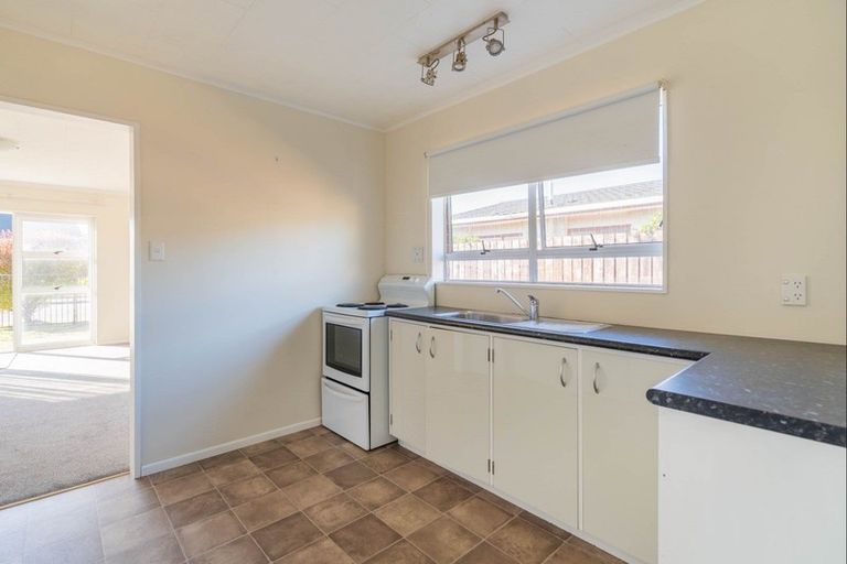 Photo of property in 11 Anaru Street, Raumati Beach, Paraparaumu, 5032