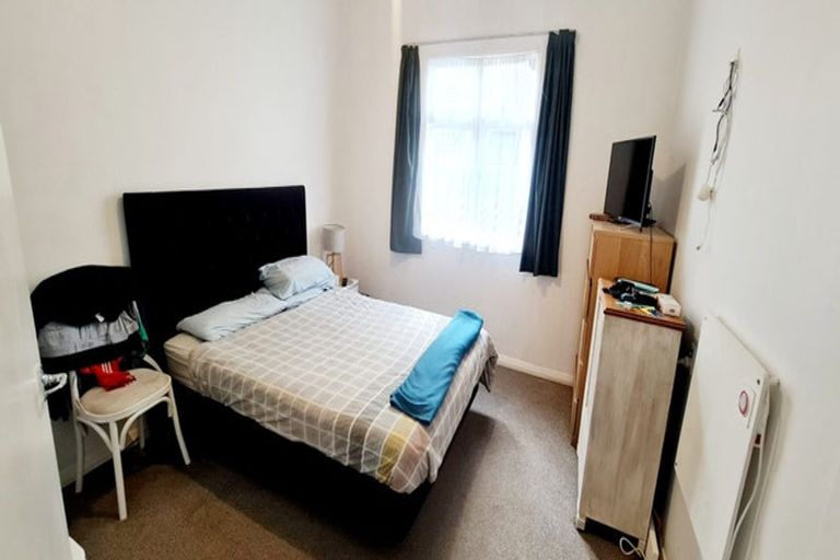 Photo of property in 1/364 The Parade, Island Bay, Wellington, 6023